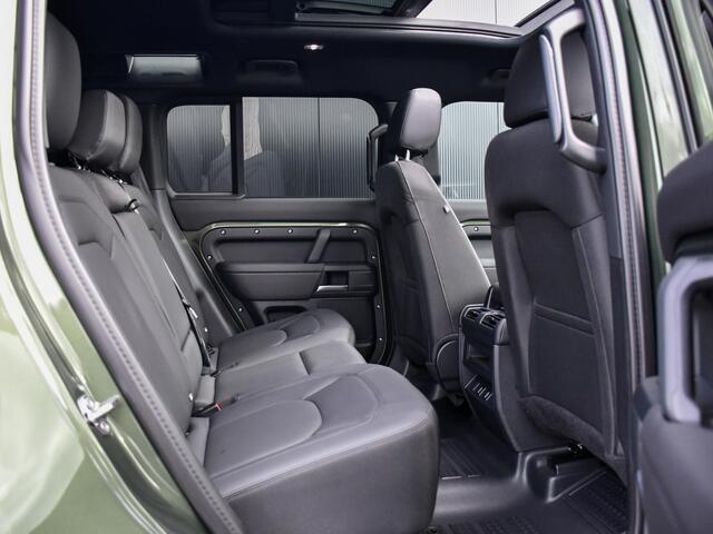 Land Rover DEFENDER 110 2.0 P300e 110 S | Cold Climate | Schuif-/kantel Panorama dak | Trekhaak | NP 104.526