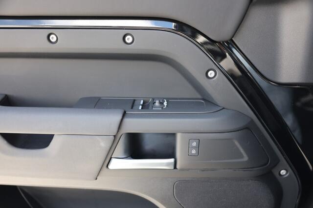 Land Rover DEFENDER 3.0 D 250 MH EV 90 A/T VAN
