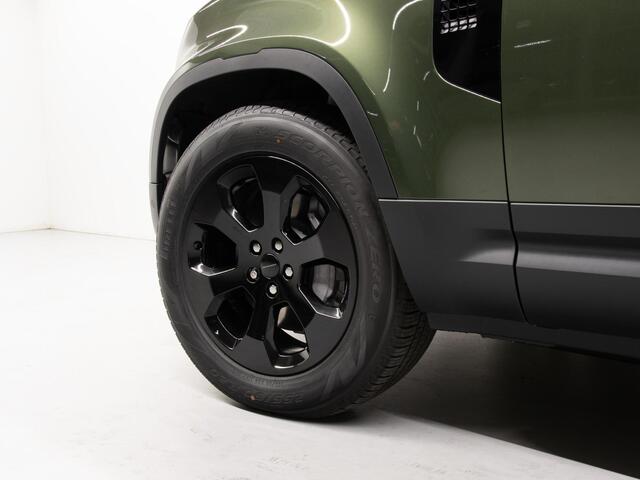 Land Rover DEFENDER 110 2.0 P300e 110 S Forest Edition