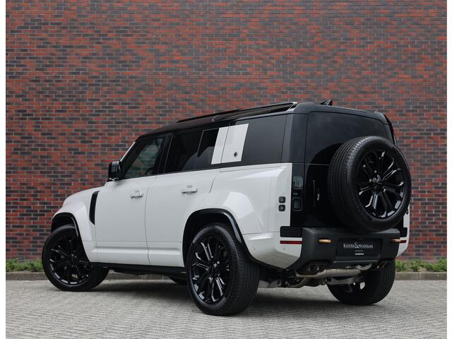 Land Rover DEFENDER P635 OCTA | Pano - Trekhaak - Meridian – foto 2