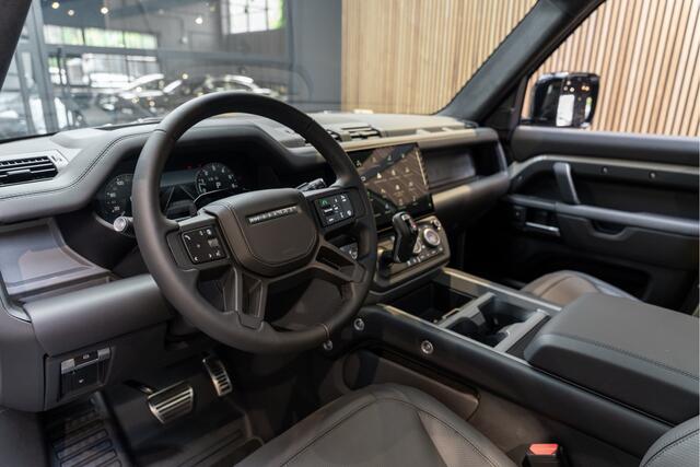 Land Rover DEFENDER 110 P300e X Urban Automotive Yellow Accents 2.0 P300e 110 X Koelbox Trekhaak Urban Automotive Trekhaak – foto 6