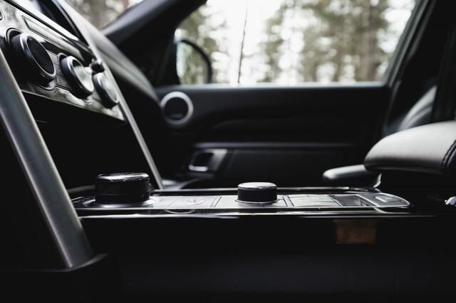 Land Rover DISCOVERY 258pk, btw , 6cyl, luxury, lage kmstand!