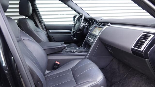 Land Rover DISCOVERY 3.0 Sd6 Landmark Edition 7p. Black Optik | Panoramadak | LED | 7 persoons |