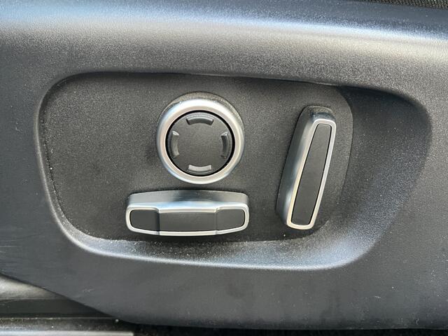 Land Rover DISCOVERY SPORT P300e 1.5 R-Dynamic SE | Virtual | Adaptive Cruise