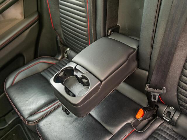 Land Rover DISCOVERY SPORT D150 2.0 R-Dynamic Launch Edition SE | Volleder | Panodak | Elek klep | CarPlay | Full LED | Stoelverw | Etc.. Geh JLR Dealer onderh | Org NL