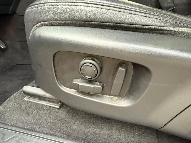 Land Rover DISCOVERY SPORT P300e 1.5 SE *Panorama & Trekhaak*