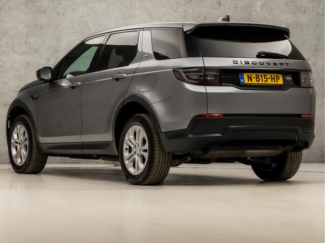 Land Rover DISCOVERY SPORT P300e 1.5 R-Dynamic SE 309Pk Automaat (APPLE CARPLAY, GROOT NAVI, LEDER, STUUR/STOELVERWARMING, 360 CAMERA, ELEK ACHTERKLEP, KEYLESS, ZWART HEMEL, ADAPTIVE CRUISE, NIEUWSTAAT)