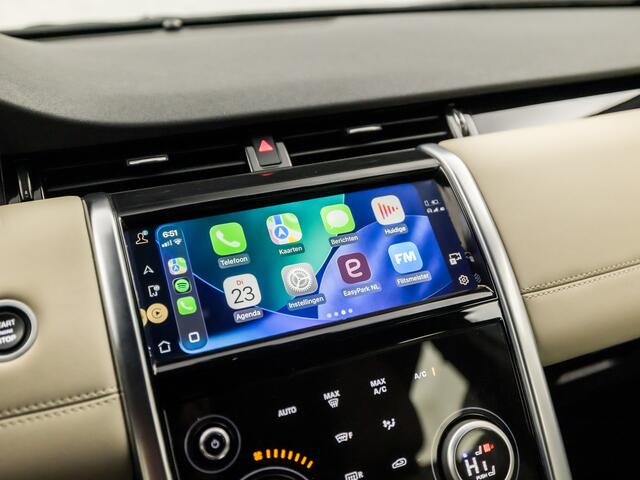 Land Rover DISCOVERY SPORT P300e 1.5 R-Dynamic SE 309Pk Automaat (APPLE CARPLAY, GROOT NAVI, LEDER, STUUR/STOELVERWARMING, 360 CAMERA, ELEK ACHTERKLEP, KEYLESS, ZWART HEMEL, ADAPTIVE CRUISE, NIEUWSTAAT)