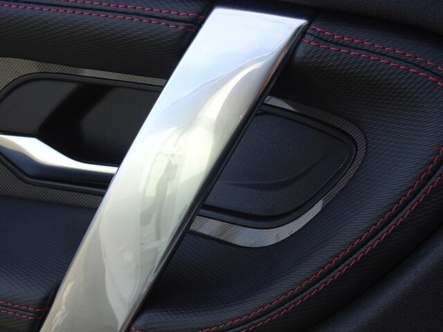 Land Rover DISCOVERY SPORT P300e 300PK automaat / R-Dynamic S / LED / 360° camera