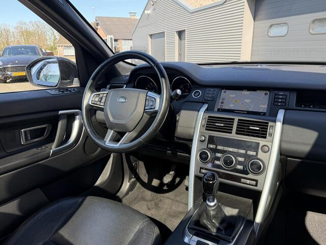 Land Rover DISCOVERY SPORT 2.0 eD4 E-Capability SE | Panoramadak | Lane Assist | Camera | Stuur/Stoelverwarming | Lederen Bekleding |