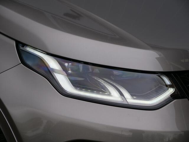 Land Rover DISCOVERY SPORT P300e 1.5 R-Dynamic SE Trekhaak / Leder / Stoelverwarming / Apple CarPlay / Camera