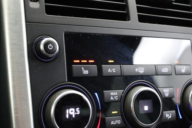 Land Rover DISCOVERY SPORT 2.0 TD4 Urban Series SE Automaat - Panorama, Trekhaak, Navi, Camera, Leer, Meridian