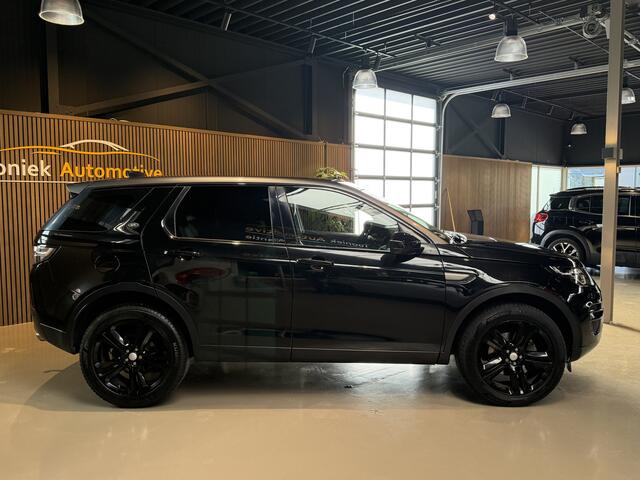 Land Rover DISCOVERY SPORT 2.0 TD4 SE 7p. panoramadak - achteruitrijcamera - leder