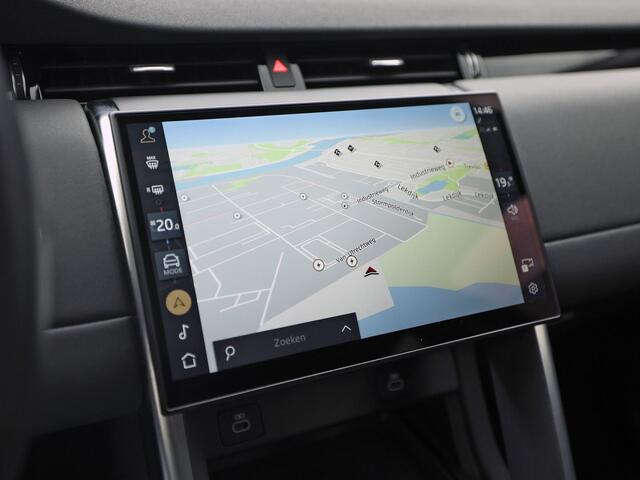 Land Rover DISCOVERY SPORT 1.5 P300E PHEV Dynamic S 4WD Automaat (FACELIFT, SOH 87,4%,VIRTUAL COCKPIT, APPLE CARPLAY, GROOT NAVI, 360 CAMERA, GETINT GLAS, SPORTSTOELEN, STOELVERWARMING, ACHTERKLEP ELEKTRISCH, NIEUWSTAAT)