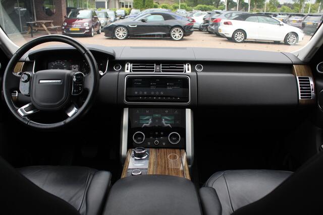 Land Rover RANGE ROVER 3.0 TDV6 Autobiography / Trekhaak / Panoramadak / Camera / Luchtvering / 21'' / Meridian / Stoelverwarming / Stuurverwarming / DAB / Cruise Control