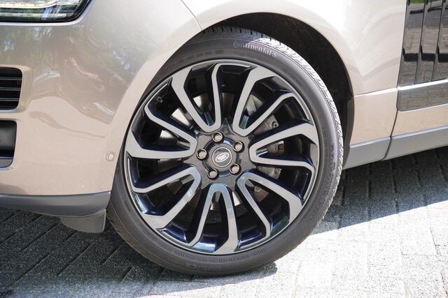 Land Rover RANGE ROVER 4.4 SDV8 Autobiography / Full Dealer Service / Full Option / Pano / Massage / Trekhaak /