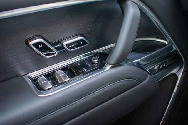 Land Rover RANGE ROVER 3.0 P440e SE PHEV -Meridian-Pano-Head up-360-