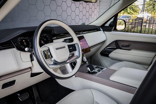 Land Rover RANGE ROVER P530 4.4 V8 LWB Autobiography 7-PERSOONS | ELECTRIC SIDESTEPS | CONSTELLATION BLUE 10K | MASSAGE | STOELVERWARMING & VERKOELING | MEMORY SEATS | 360 CAMERA | MERIDIAN SURROUND | LWB