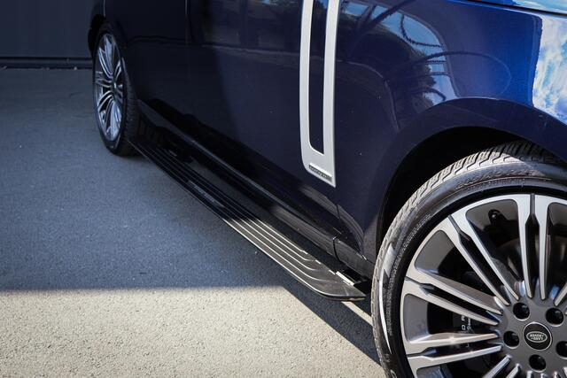 Land Rover RANGE ROVER P530 4.4 V8 LWB Autobiography 7-PERSOONS | ELECTRIC SIDESTEPS | CONSTELLATION BLUE 10K | MASSAGE | STOELVERWARMING & VERKOELING | MEMORY SEATS | 360 CAMERA | MERIDIAN SURROUND | LWB