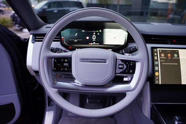 Land Rover RANGE ROVER P615 SV Two Tone Interior