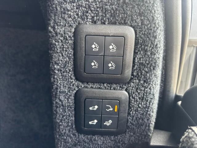 Land Rover RANGE ROVER 3.0 TDV6 Voque 2018 Facelift 99 DKM Dealer OH