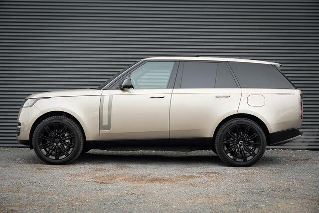 Land Rover RANGE ROVER 3.0 P460e HSE PHEV / Batumi Gold / Towing Pack / Pano / NL Auto / 4Wiel sturing