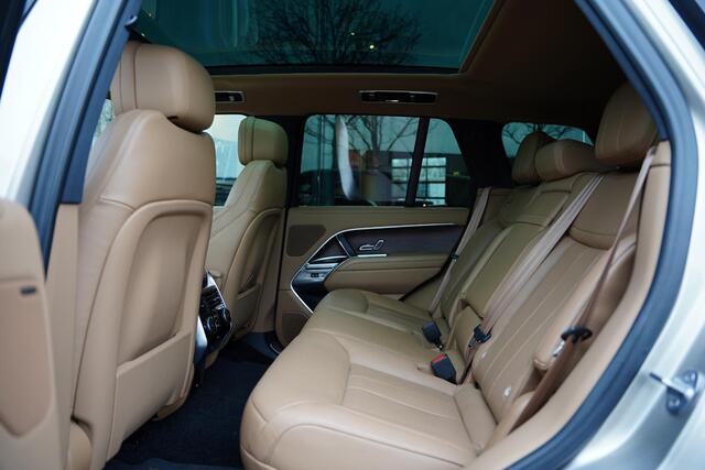 Land Rover RANGE ROVER P 440 E SE / Nieuwe Service / Trekhaak / Stoelventilatie