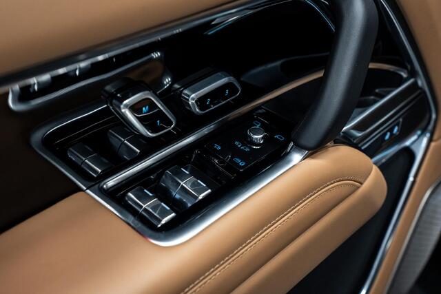 Land Rover RANGE ROVER 3.0 P550e Autobiography PHEV *Meridian Signature / Stoelventilatie + Massage / Volledig leder / Panorama / Soft-Close / AWD-besturing*