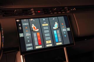 land-rover-range-rover-p550e-autobi