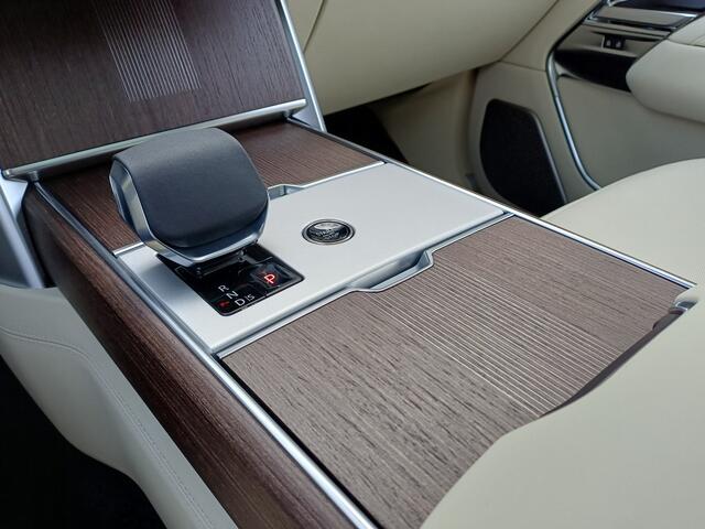 Land Rover RANGE ROVER 3.0 P550e Autobiography PHEV | NIEUW - 0 km | Licht interieur | 6-cilinder | SVO Sunset Gold |