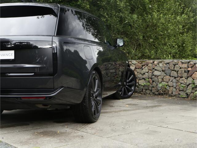 Land Rover RANGE ROVER P550e SVAutobiography Black