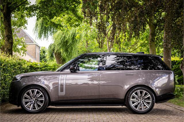 Land Rover RANGE ROVER 3.0 P400 First Edition Entertainment 4W Sturing Massage Koelbox Signature Meridian