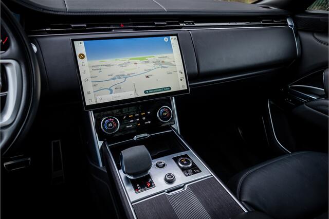 Land Rover RANGE ROVER 3.0 P400 First Edition Entertainment 4W Sturing Massage Koelbox Signature Meridian