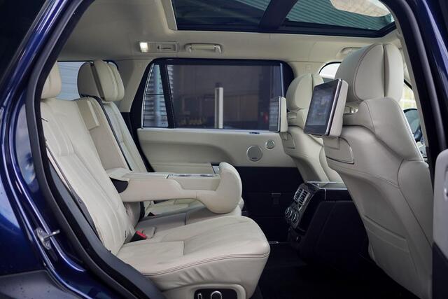 Land Rover RANGE ROVER 4.4 SDV8 Autobiography LWB / Pano / Trekhaak / NL Auto