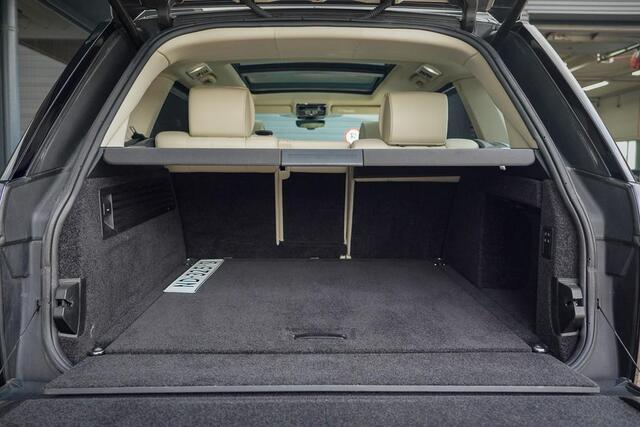 Land Rover RANGE ROVER 4.4 SDV8 Autobiography LWB / Pano / Trekhaak / NL Auto