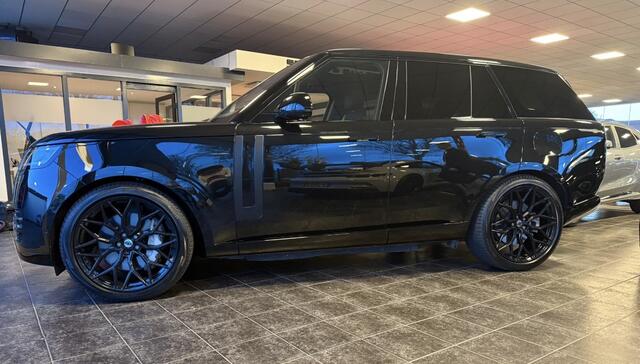 Land Rover RANGE ROVER P440e HSE PHEV ** Panoramadak ** 23" Urban ** Black Pack