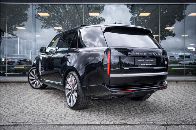 Land Rover RANGE ROVER 4.4 P615 LWB SV ** Tailgate Event Suite ** Business Class Comfo ** Gloss White Ceramic