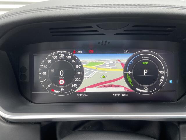 Land Rover RANGE ROVER 2.0 P400e Vogue - Pano - Meridian - Head-Up - Trekhaak - ACC - Stuurwielverwarming
