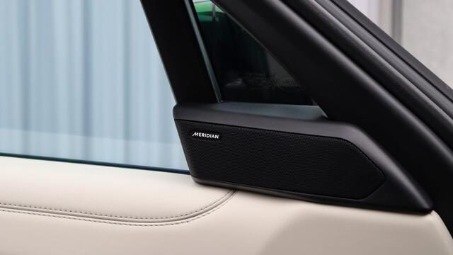 Land Rover RANGE ROVER 3.0 P460e SE | Stoelventilatie | Meridian | Panoramadak | Achterasbesturing | Soft-Close