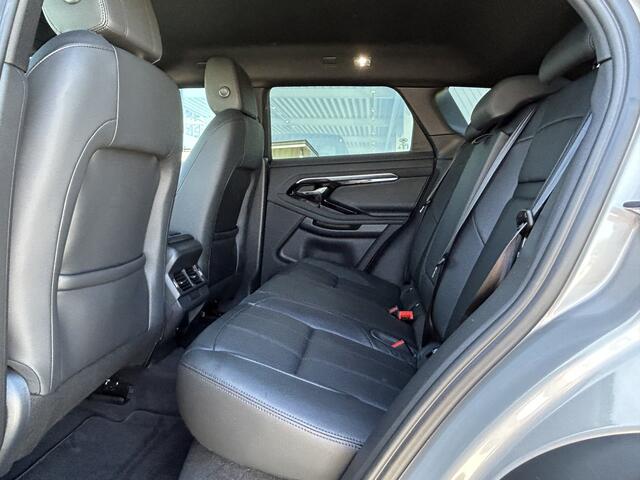 Land Rover RANGE ROVER EVOQUE P300e 309pk AWD R-Dynamic S | 360gr Camera | Stuur -en stoelverwarming | Apple CarPlay - Android Auto |