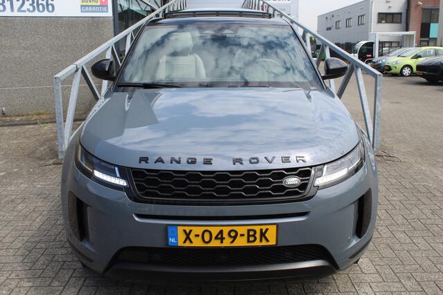 Land Rover RANGE ROVER EVOQUE 1.5 P160 S AUTOMAAT/Panoramadak/Achteruitrijcamera/Parkeersensoren rondom/Keyless/Cruise control/Climate control/Apple carplay/Elektrisch verstelbare stoelen/LED koplampen/Multifunctioneel stuurwiel/Spraakbediening/18'' Lichtmetalen velgen/Nolita grey.