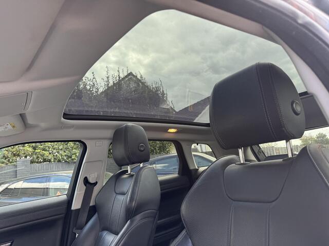 Land Rover RANGE ROVER EVOQUE 2.0 TD4 Autobiography Blackpack | Panoramadak | Lederen Bekleding | 20 inch Lichtmetalen Velgen |