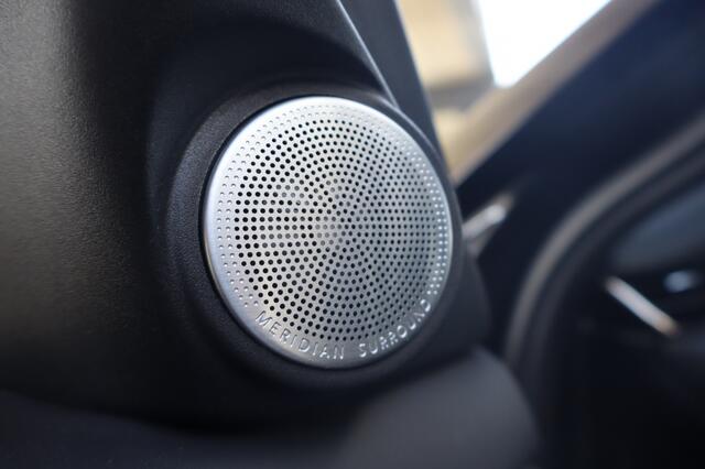 Land Rover RANGE ROVER EVOQUE 1.5 P300e AWD Autob. | Zeer compleet! | Meridian Surround | Stoe