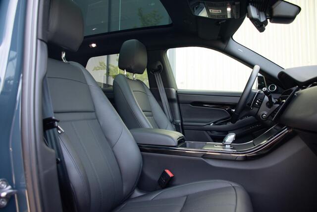Land Rover RANGE ROVER EVOQUE 1.5 P300e PHEV AWD Dynamic HSE Facelift l Black Pack l Pano dak l l Adapt. Cruise l 20" l Carplay