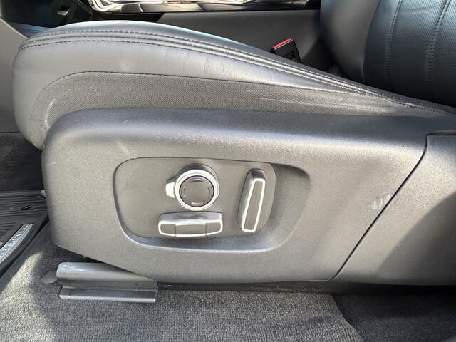 Land Rover RANGE ROVER EVOQUE P300e 309pk AWD Autobiography | Geklimatiseerde voorstoelen | Lederen dashboard | Elektr. trekhaak |