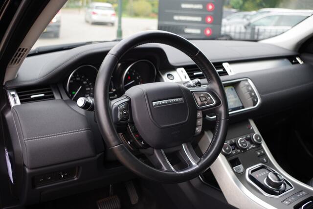 Land Rover RANGE ROVER EVOQUE 2.0 241 PK Si4 HSE Dynamic, Trekhaak, Panoramadak, Stoelverwarming, LED