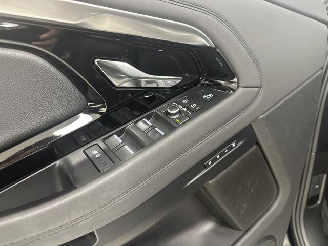 Land Rover RANGE ROVER EVOQUE 1.5 P300e AWD R-Dynamic SE | Panoramadak | Meridian | 20'' |