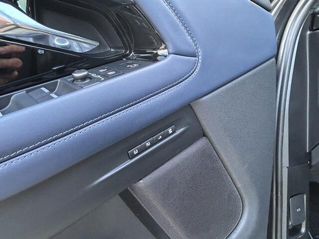 Land Rover RANGE ROVER EVOQUE 1.5 P300e AWD R-Dynamic HSE | Black Pack | Meridian Surround | Adaptive Cruise | Head-Up Display |