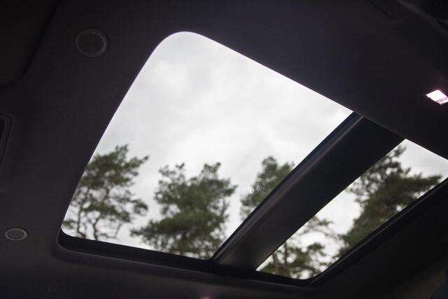 Land Rover RANGE ROVER EVOQUE P270e PHEV Autobiography | Black Pack | Schuif/kanteldak | ACC | Stoelkoeling | Meridian Surround | 360° Camera