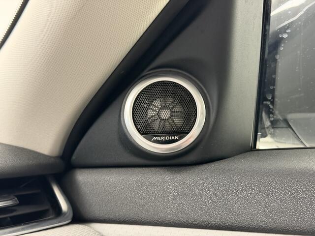 Land Rover RANGE ROVER EVOQUE 1.5 P300e AWD S | Panoramadak | Meridian Sound | Leer |